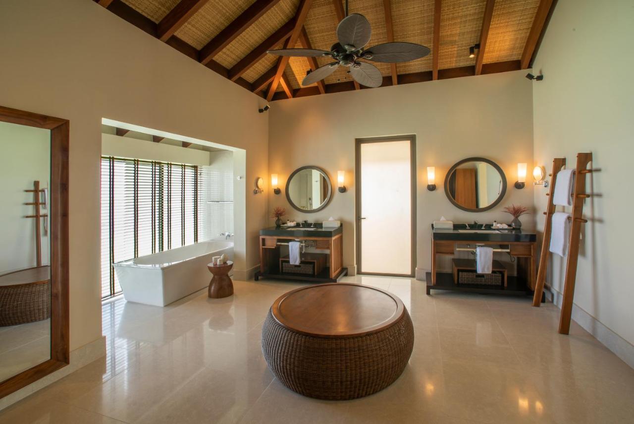 The Residence Maldives At Dhigurah Dhigurah  Dış mekan fotoğraf